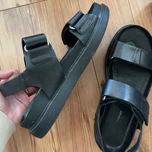 Vagabond Chunky Sandals